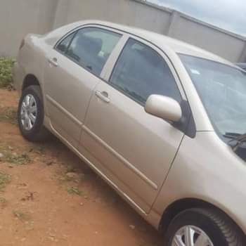 A picture of 2006 Toyota Corolla flash on first body Engine and Gear