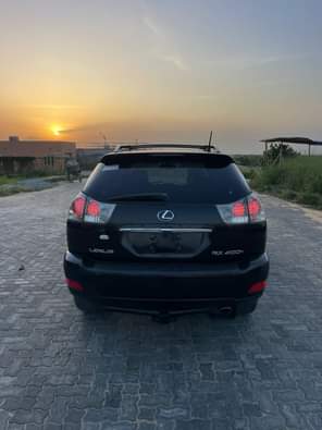A picture of This is astonishing clean lexus Rx400h 2006 model Hybrid drive
