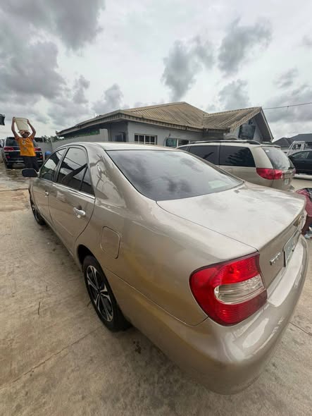 A picture of Clean 204 Toyota Camry Engine And Gearbox AC chilling Price