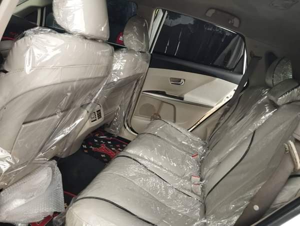 A picture of 2010 Toyota venza 4plug going for 10m everything is working