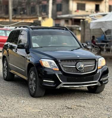 A picture of KinzzyAuto s LTD 08109018982 19 000 000 Refer and earn