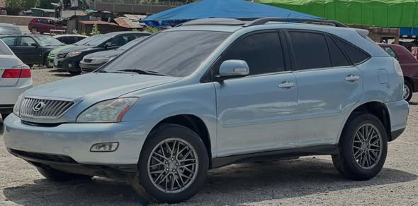 A picture of 2009 LEXUS 350 2009