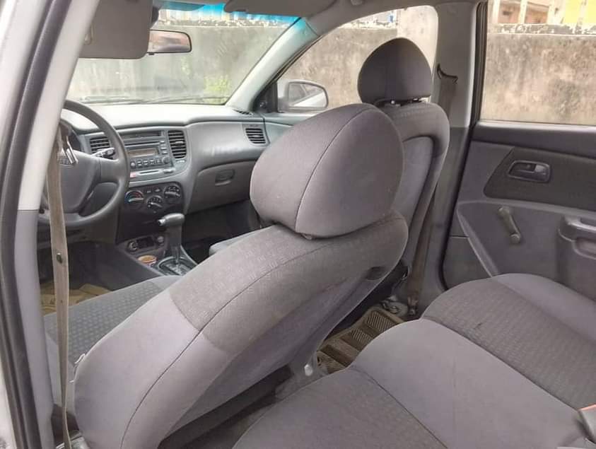 A picture of KIA RIO 2009