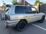 A picture of Rav 4 bei ya kulenga