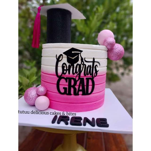 A picture of Graduation cakes 0765913121