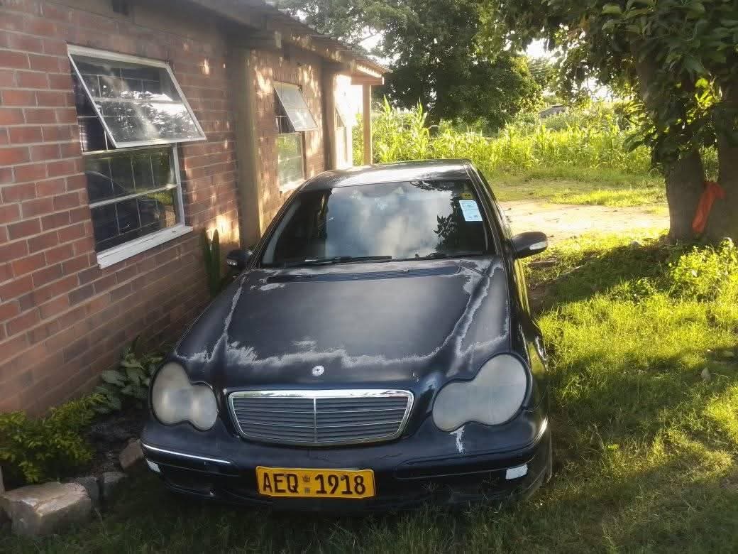 classifieds/cars mercedes