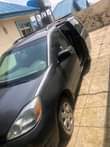 A picture of Toyota sienna