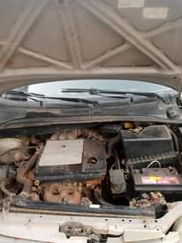A picture of Engine and gear in good condition only Ac need to