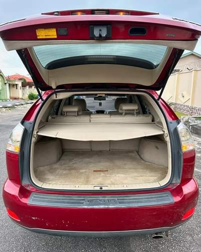 A picture of Follow us on ig lemmzycars OR pls call 07032290660