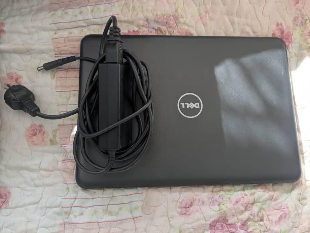 A picture of Dell Laptop