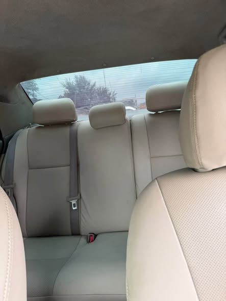 A picture of TOYOTA COROLLA 2010