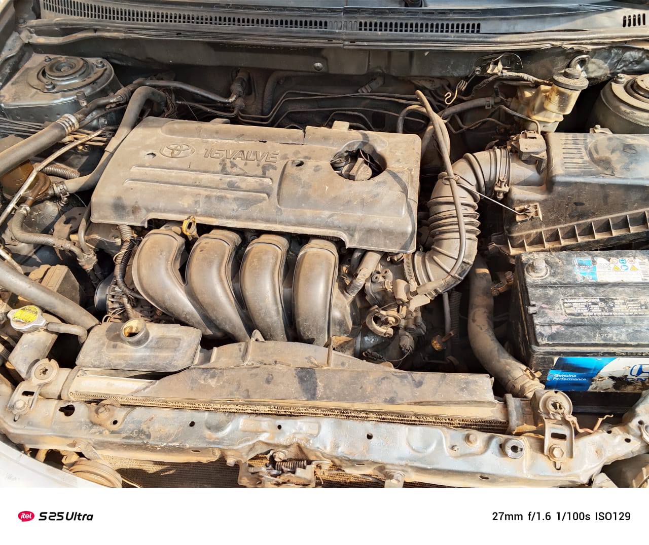 A picture of Toyota Corolla 2005 Bank type