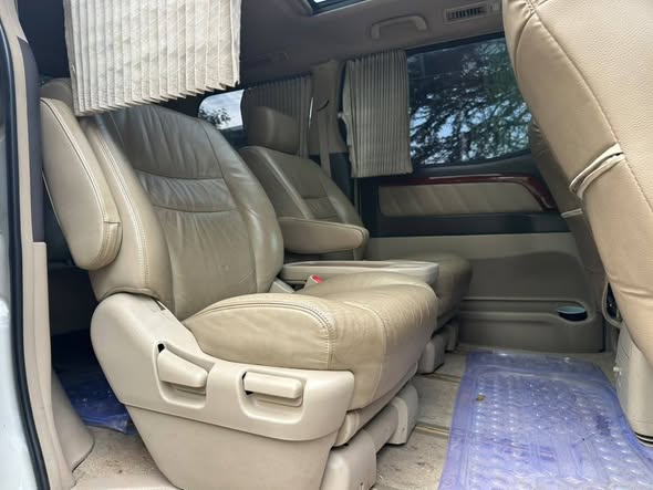 A picture of Car price 15 5milion Toyota Alphard six Contact Year 2005