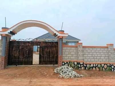 houses hoima