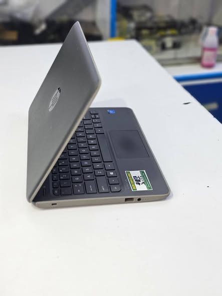 A picture of Hp streambook G4