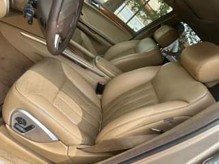 A picture of Extremely clean Benz ml350 2007 with first body just ac