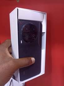 A picture of Tecno camon 30 5G At cheap price Nice camera Storage
