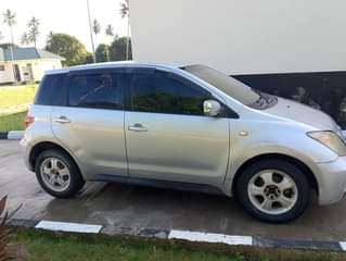A picture of TOYOTA IST