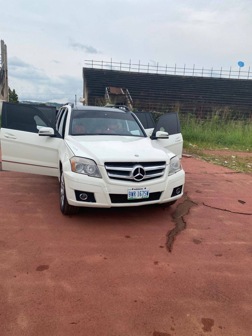 A picture of Mercedes