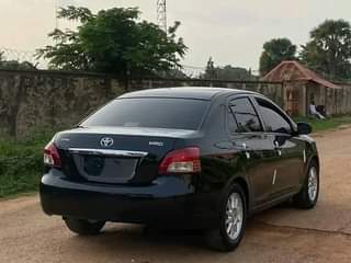 A picture of FOR SALE TOYOTA YARIS 2007 MODEL WITH ORIGINAL PAPERS AVAILABLE