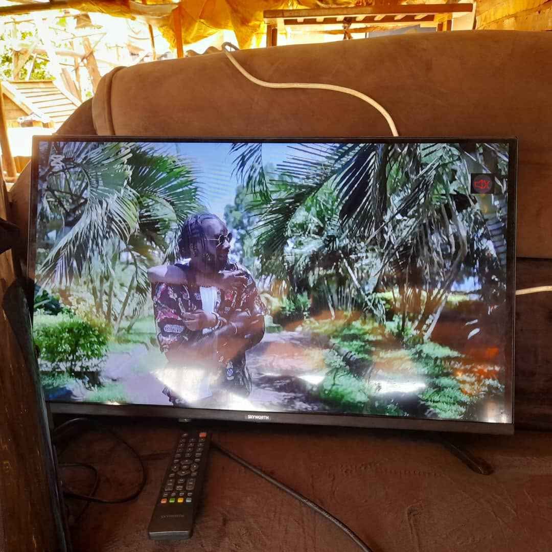 A picture of SKYWORTH 32 INCHES TV