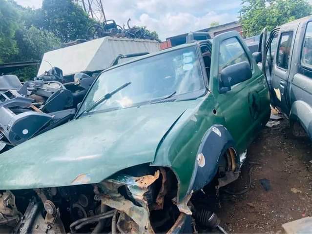 used nissan hardbody