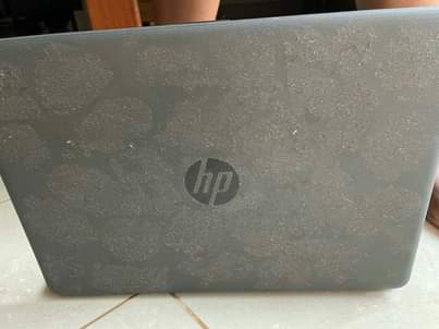 A picture of Hp 240 G7 note book