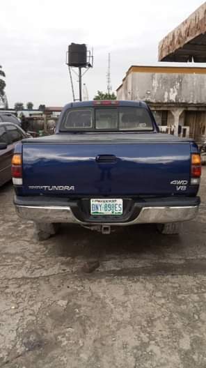 A picture of Toyota tundra With good engine Sharp tyres Sweet interior Good