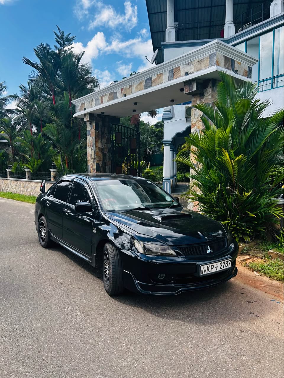mitsubishi lancer