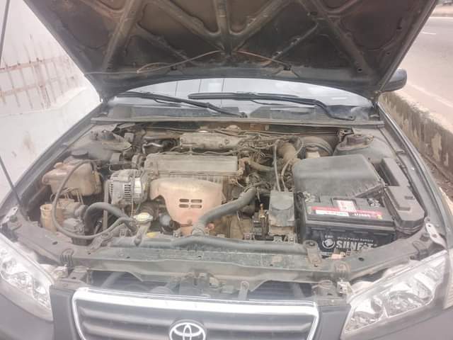 A picture of 2001 Toyota Camry drop light 