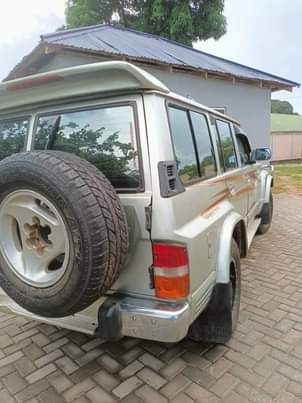 A picture of Nissan patrol