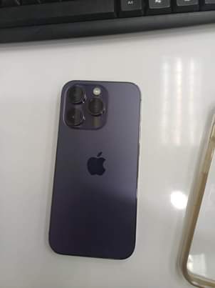iPhone M.