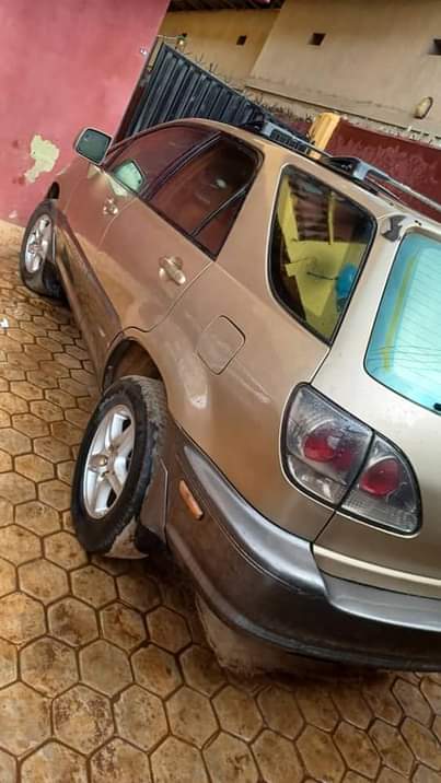 A picture of Used Lexus Rx300