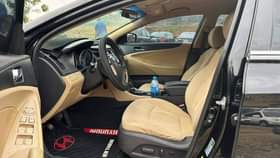 A picture of 2010 Hyundai Sonata