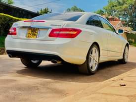 A picture of Mercedes Benz E350