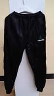 A picture of Trousers