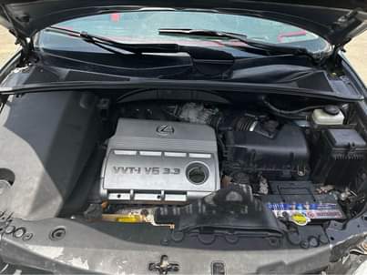 A picture of 2005 Lexus Rx330