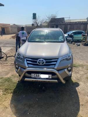 used toyota fortuner