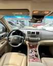 A picture of 2010 TOYOTA HIGHLANDER TOKS STANDARD Clean inside and out We