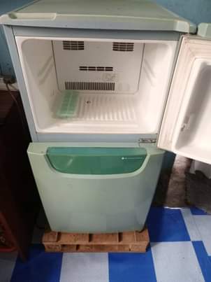 A picture of It s on sale makes ice in just a minute