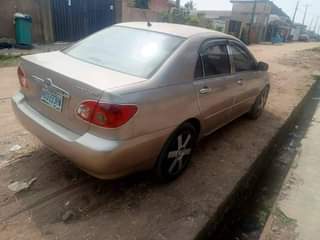 A picture of 2006 TOYOTA Corolla