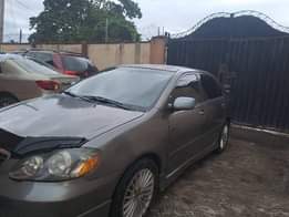 A picture of Toyota Corolla Sport 2007 Color Grey 90 percent First body
