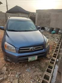 A picture of Toyota Rav4