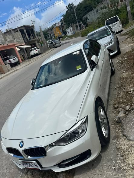 bmw 320i