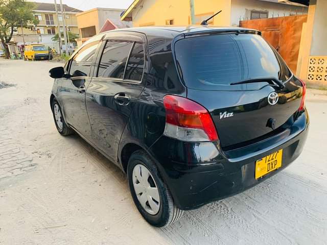 A picture of TOYOTA VITZ NEW