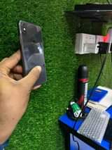 A picture of IPhone X 64gib