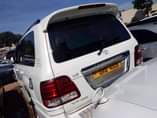 A picture of 2000 Toyota Landcruiser V8