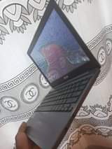 A picture of Asus slim Laptop 0682051285 270k