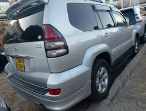 A picture of TOYOTA PRADO DIESEL 2007 MODEL FOR UGX 77 MILLION CALL