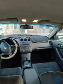 A picture of 2010 used Altima